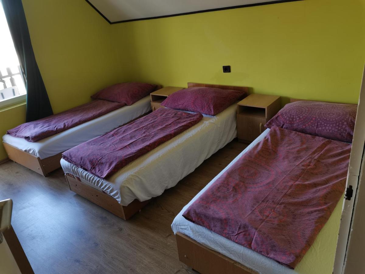 Appartamento Roland Apartman Balatonlelle Esterno foto