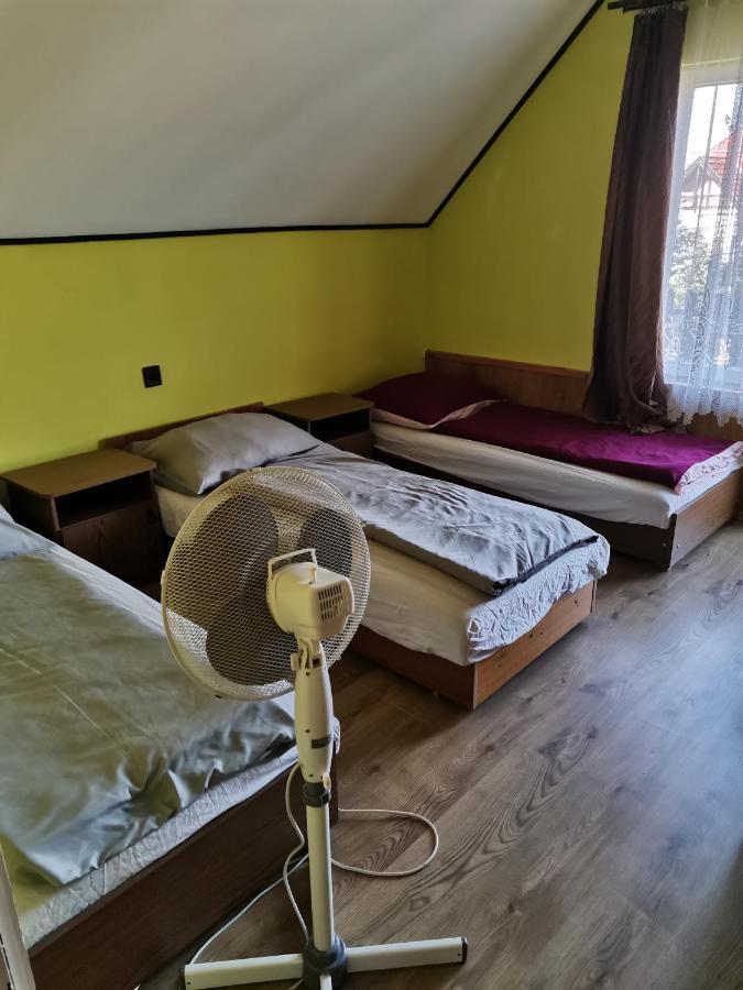 Appartamento Roland Apartman Balatonlelle Esterno foto
