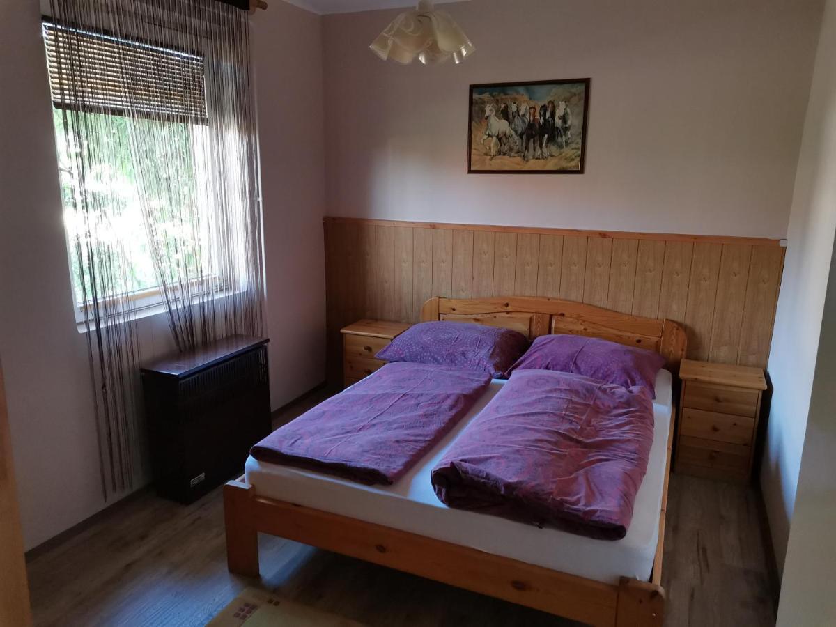 Appartamento Roland Apartman Balatonlelle Esterno foto