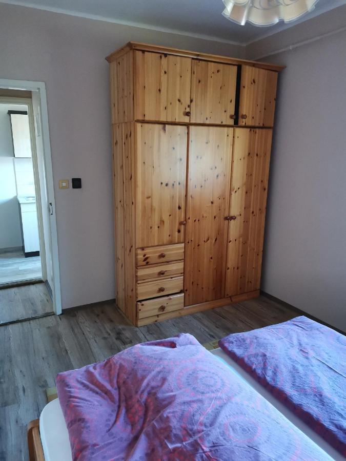 Appartamento Roland Apartman Balatonlelle Esterno foto
