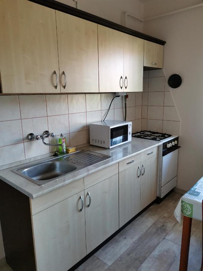 Appartamento Roland Apartman Balatonlelle Esterno foto