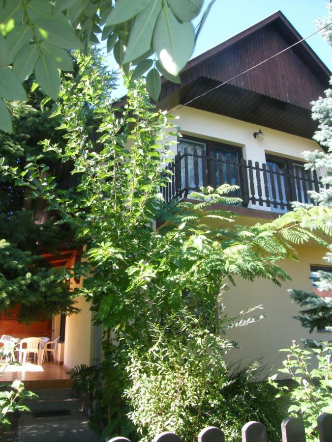 Appartamento Roland Apartman Balatonlelle Esterno foto